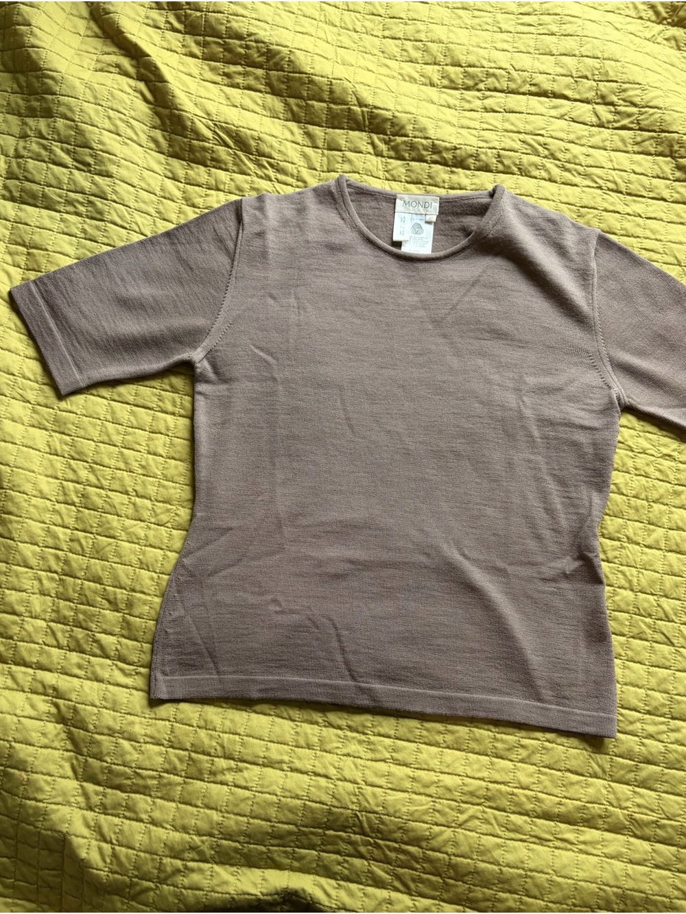BNWOT Vintage Mondi “Made in Italy” 100% Wool Short Sleeve Crew Tee - Taupe